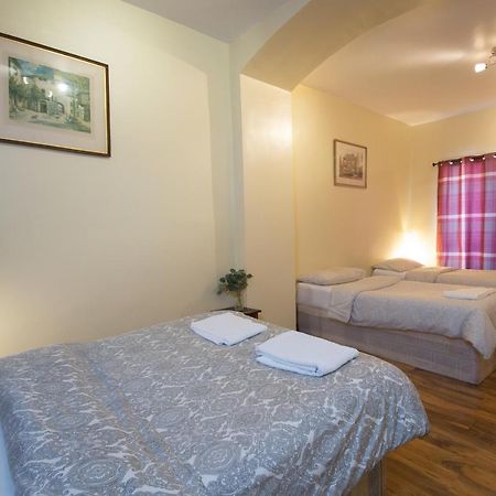 7 Bedroom Townhouse EDI Eksteriør billede