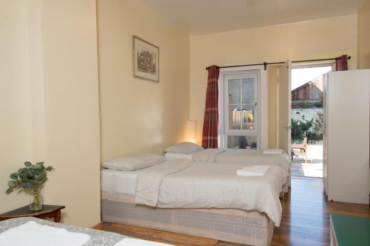 7 Bedroom Townhouse EDI Eksteriør billede