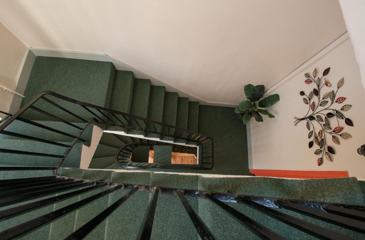 7 Bedroom Townhouse EDI Eksteriør billede